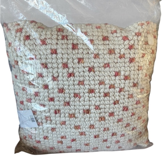 Mina Victory Outdoor Pillows Loop Dots 18"X18" Orange Indoor/Outdoor Throw - Picture 7 of 11